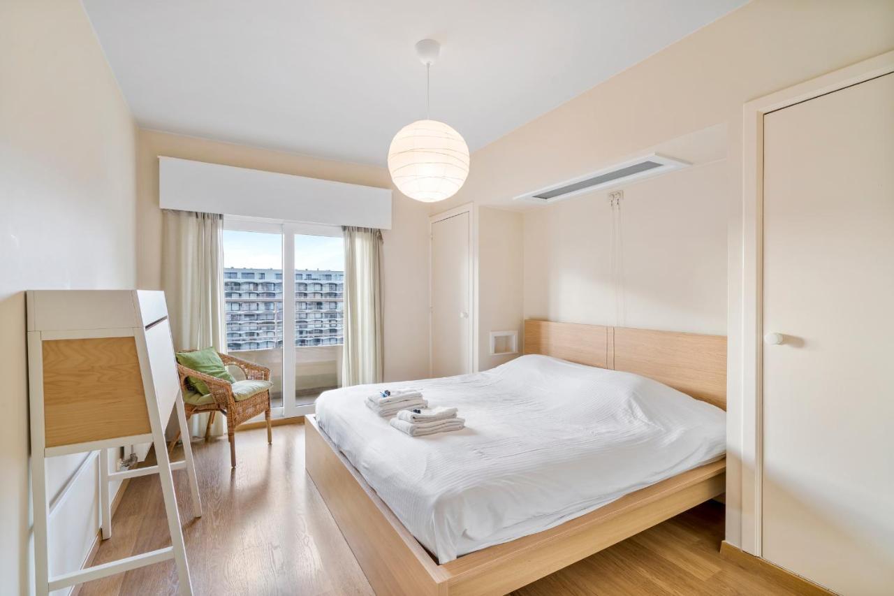 Zonnig Familie App Op Zeedijk Met Zeezicht Voor 6P Apartment Ostend Luaran gambar